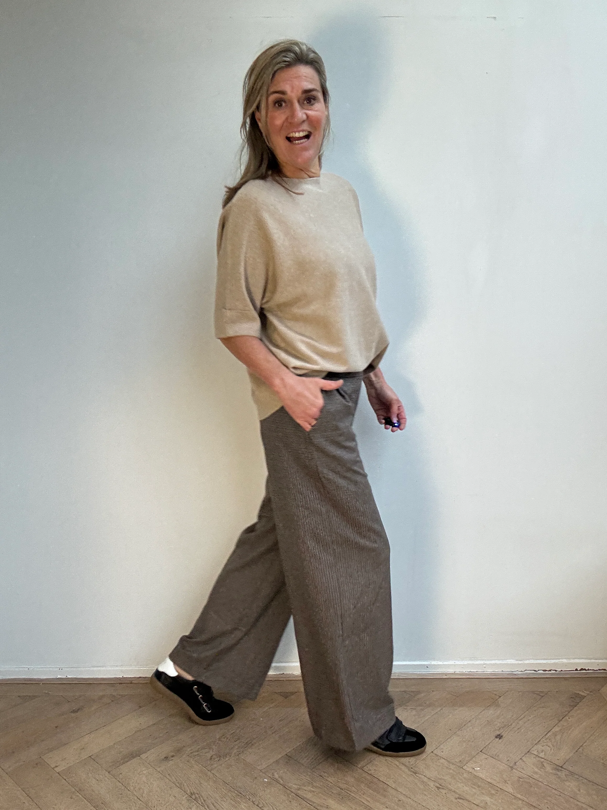 Broek - June - Image 2