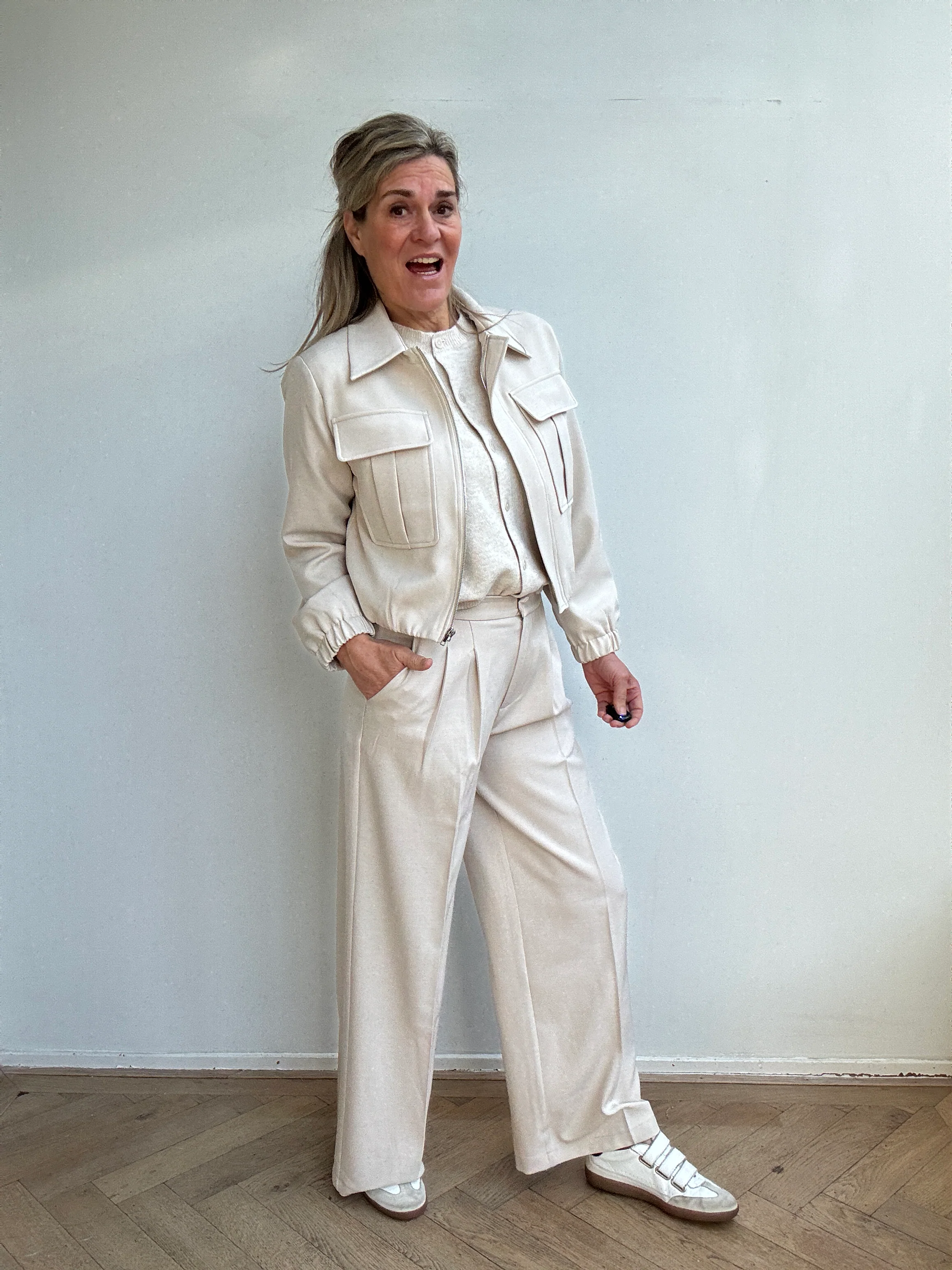 Jasje - Mia - Image 11