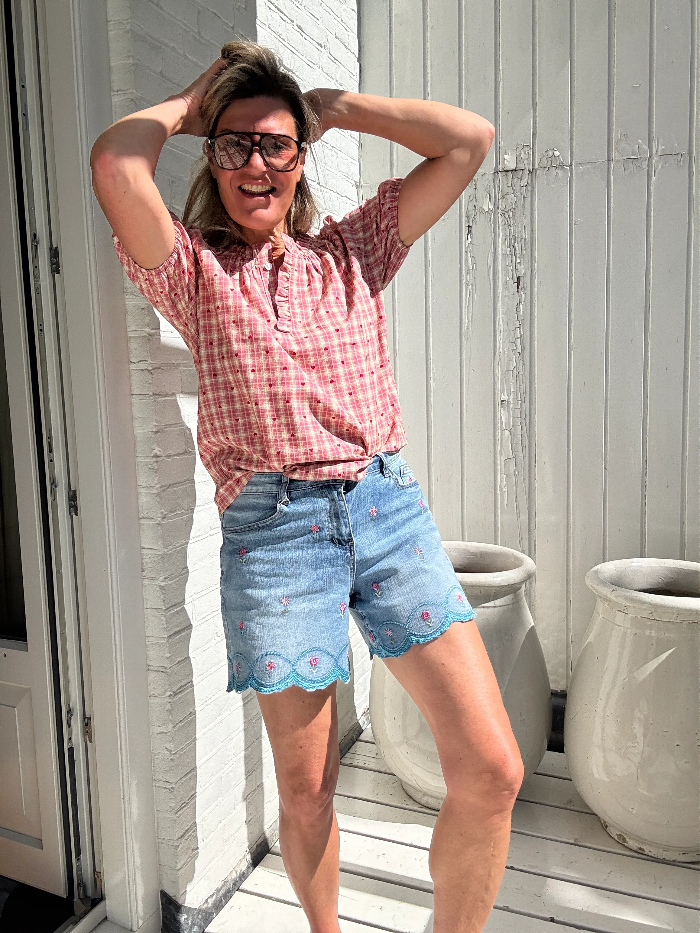 Short - Sara - Image 2