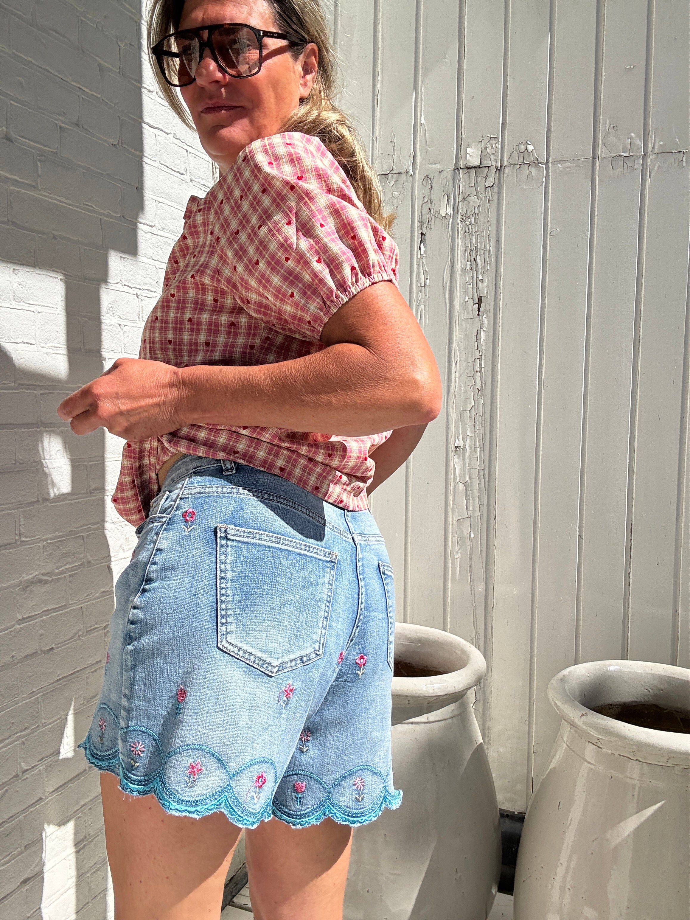 Short - Sara - Image 4